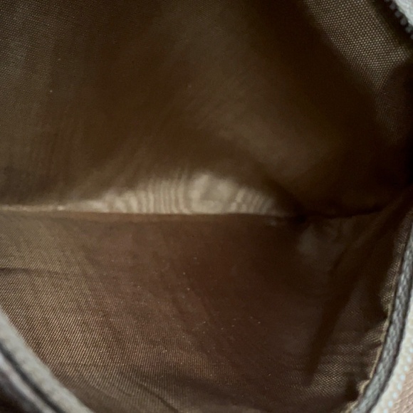 1970s Vintage Gucci clutch bag travel case coated leather trim suede lining - Picture 4 of 10